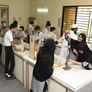 Modern Science Lab Hanifa School